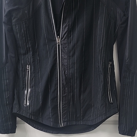 lululemon athletica Black Utility Jacket - Picture 7 of 9